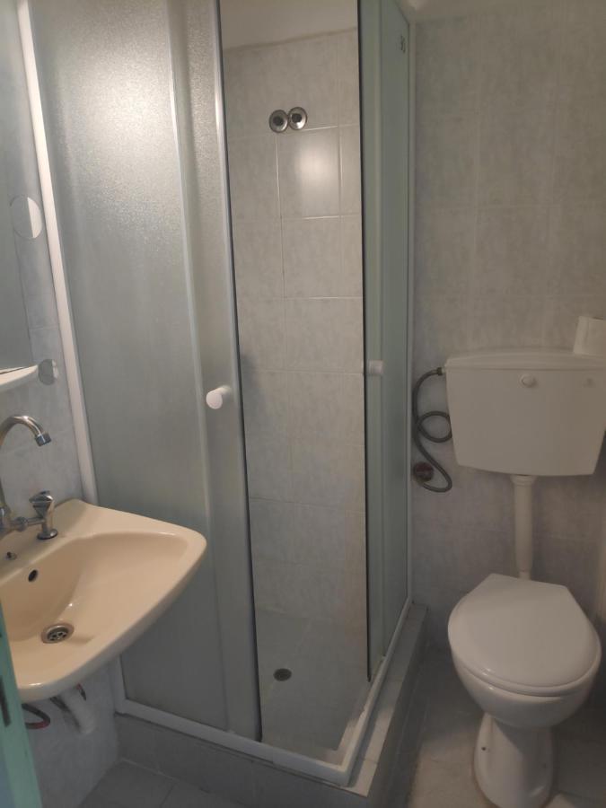 Angela - Zoi Rooms スキアトスタウン エクステリア 写真